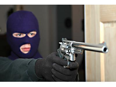 Ληστεία πριν από λίγο σε υποκατάστημα τη...