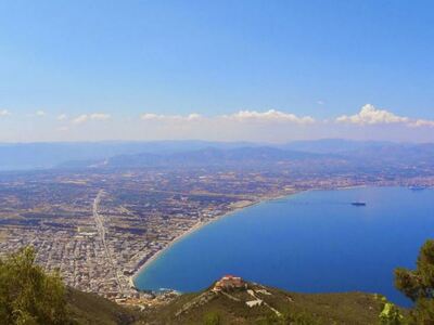 Γλυκό νερό εντοπίστηκε κάτω από τον θαλά...