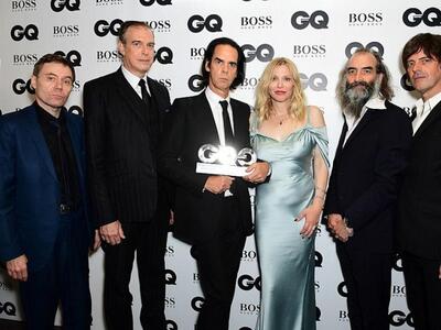 ΝΙΚ ΚΕΙΒ- ΚΟΡΤΝΕΙ ΛΑΒ