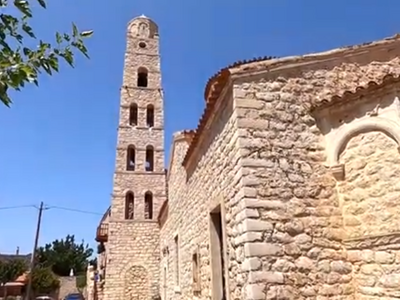 Αρεόπολη και οι πρώτες βουτιές του καλοκ...