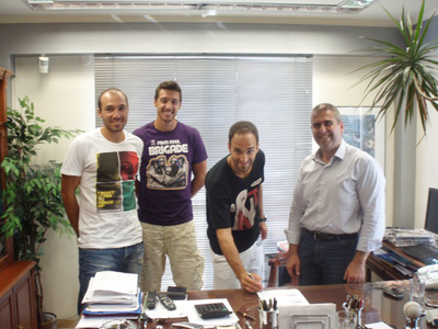 Υπέγραψε ο Γιώργος Στεφάνου