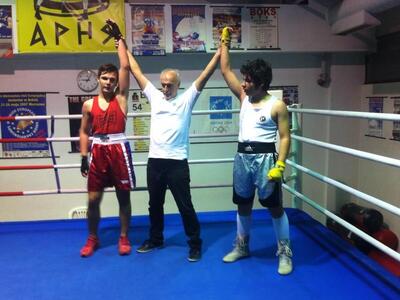 Παναγιώτης Βγενόπουλος (δεξιά)