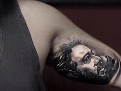 Γιάννης Βαρδής: «Χτύπησε» τατουάζ τον πα...