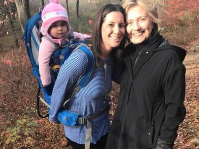 Τι έκανε η Χίλαρι την επόμενη μέρα των ε...