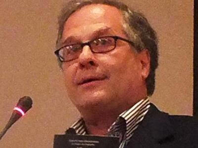 Η χαρτοπαιξία του καφενείου ως άτυπος δε...