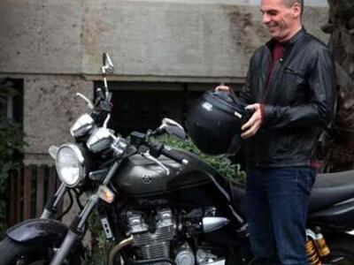 Ο Βαρουφάκης  βάζει σε ...κλήρωση το διά...