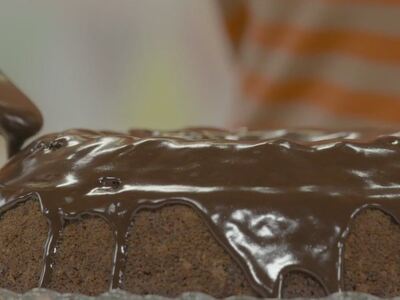 Συνταγή και μυστικά για κέικ σοκολάτα 