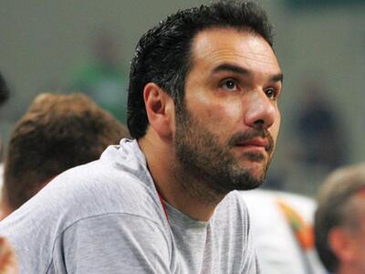 Ο Γρηγόρης Αρναούτογλου γίνεται συγγραφέας