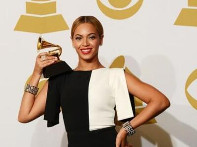Το Forbes ανακήρυξε τη Beyonce ως την πι...