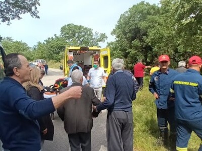 Αιτωλοακαρνανία: Αυτοκίνητο έπεσε σε χαράδρα στο Αγράμπελο Ξηρομέρου- ΦΩΤΟ