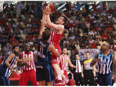 Άνετη νίκη για τον Ολυμπιακό επί του Κόροιβου