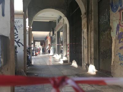  Άλλο ένα παλαιό κτίριο στο κέντρο της Π...