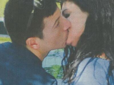 Τα καυτά ...δημόσια φιλιά της Τάνιας Τρύ...