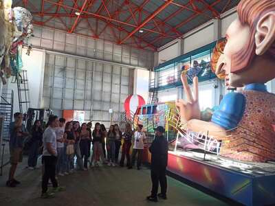 Με την έκθεση «Η Πάτρα του Καραγκιόζη» κ...