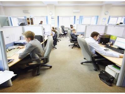 Προκηρύσσονται 500 θέσεις εργασίας, σε δ...