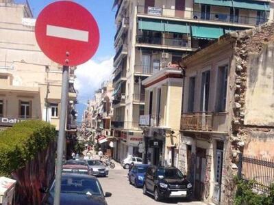 "Βροχή" από κλήσεις το βράδυ τ...