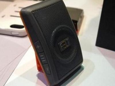 Μικροσκοπικό Bluetooth "κολλάει&quo...