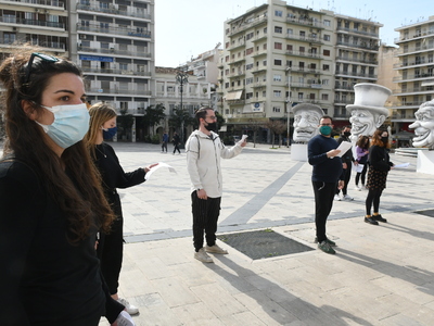 ΠΑΤΡΑ: "Αντιμάθημα" από τους σπουδαστές της δραματικής σχολής- ΦΩΤΟ