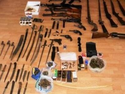 Σε «συλλεκτική παράνοια όπλων» ο 42χρονο...