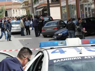 Εμπλοκή αστυνομικών στον πόλεμο «νονών» ...