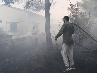 Φωτιά στη Σαρωνίδα: Ιδιοκτήτης Airbnb αν...