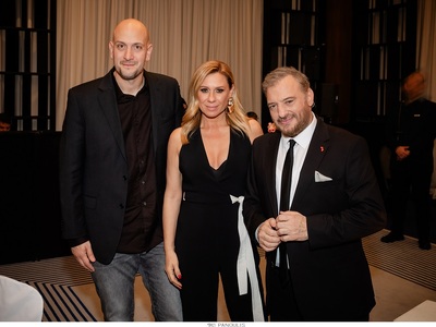 Γιάννης Κορδώνης, Κατερίνα Καραβάτου, Χρ...