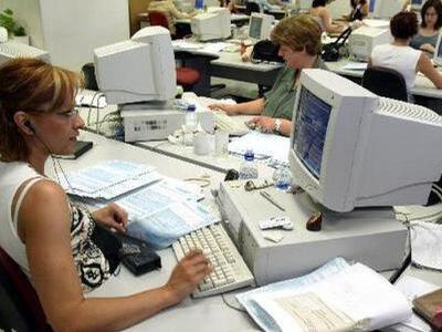 Εργαζόμενοι στους Δημους: Απλήρωτοι έως 8 μήνες 