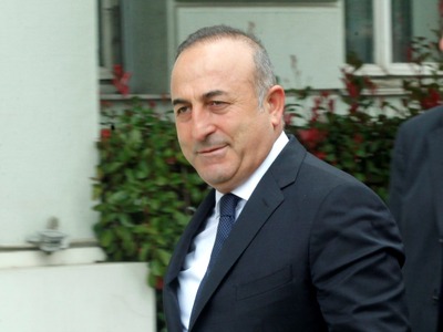 Έφτασε στη Θράκη ο Τσαβούσογλου συνοδεία...