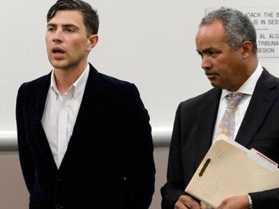 Περιοριστικά μέτρα στον Ουκρανό φωτογράφ...