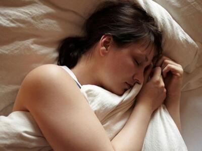 Ο μεσημβρινός ύπνος βοηθά τη μνήμη μας