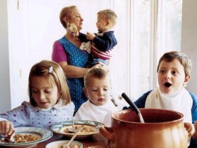 Πολυτεκνική Παρέμβαση: Να τιμηθούν τα πα...