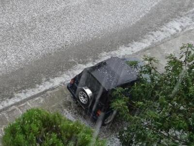 Εντονα προβλήματα από τη σφοδρή βροχόπτω...
