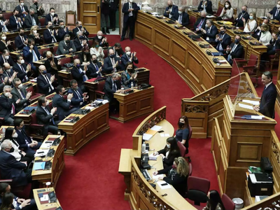 Νέα «μάχη» στη Βουλή για τη σύσταση Εξετ...