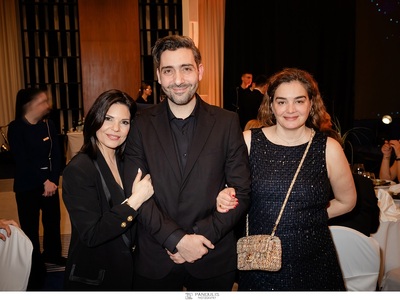 Οι ηθοποιοί Μαρίνα Ασλάνογλου Κωνσταντίν...