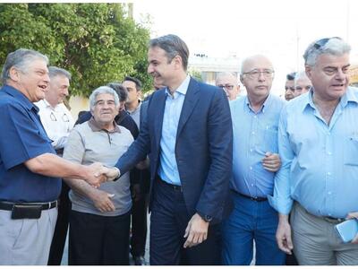 Μητσοτάκης: «Η ΝΔ διαμορφώνει μια νέα με...