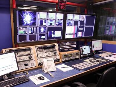 Κυβέρνηση - Καναλάρχες: Το ταγκό της διαπλοκής