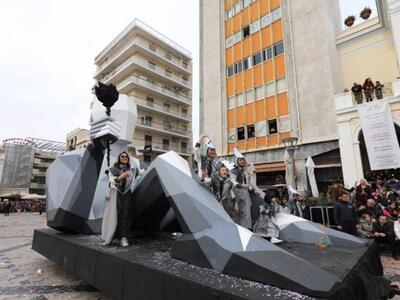 Πάτρα: Στην πρώην «Π-Π» οδεύει το εργαστ...