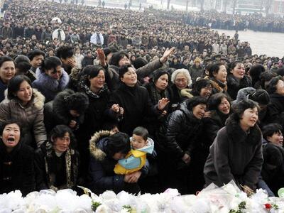 Β. Κορέα: Η οικογένεια Κιμ μοίρασε ψάρια...