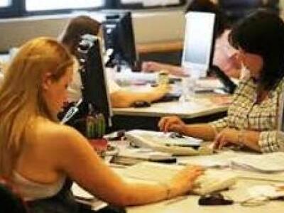 Απίστευτο: Προσέλαβαν 70.000 δημοσίους υ...