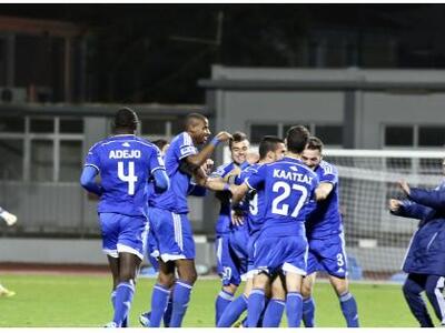 Χρυσός βαθμός παραμονής για την Καλλονή ...