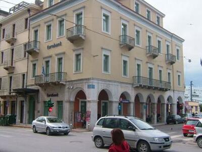 Πάτρα: Ανήλικος άρπαξε αλυσίδα από άνδρα...