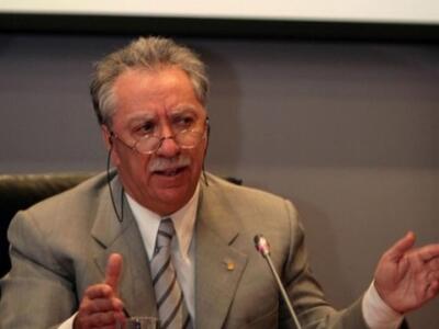 Από τον Πρόεδρο της Τράπεζας Πειραιώς μά...