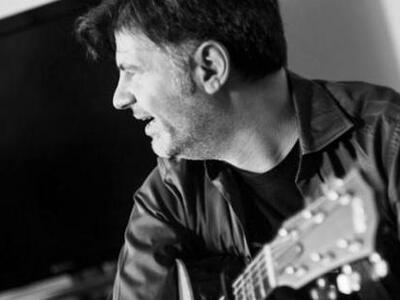 Πάτρα: Την Παρασκευή ο Φοίβος Δεληβοριάς...