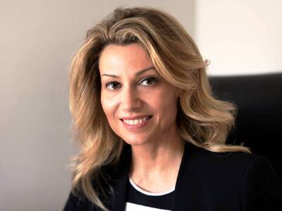 Η Βασιλική Λαζαράκου νέα πρόεδρος της Επ...