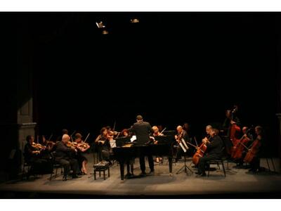 Χειροκροτήθηκαν θερμά οι Συμεωνίδης και Πάππας