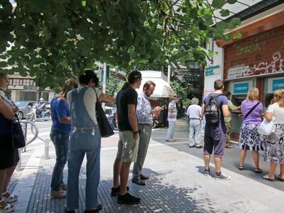 Σταθάκης: Σε περίπου δυο  μήνες η άρση τ...