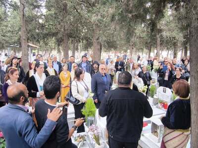 Θεσσαλονίκη: Με λύρες, νταούλια και ποντ...