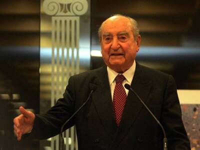 Εύσημα στον Παπανδρέου από τον Μητσοτάκη 