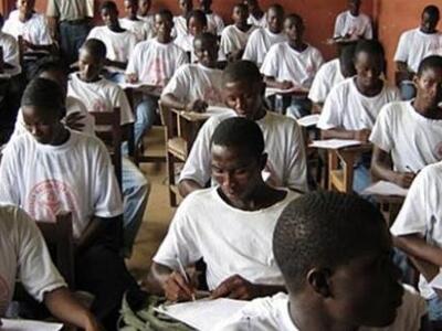 Λιβερία: Απέτυχαν όλοι (μα όλοι) οι μαθη...
