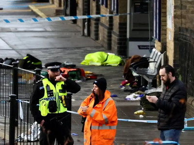 Βρετανία: «Φύγετε, υπάρχει ένας τύπος πο...